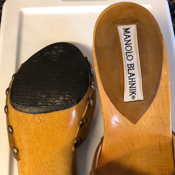 Manolo Blahnik Show Stoppers! - Picture 4 of 4